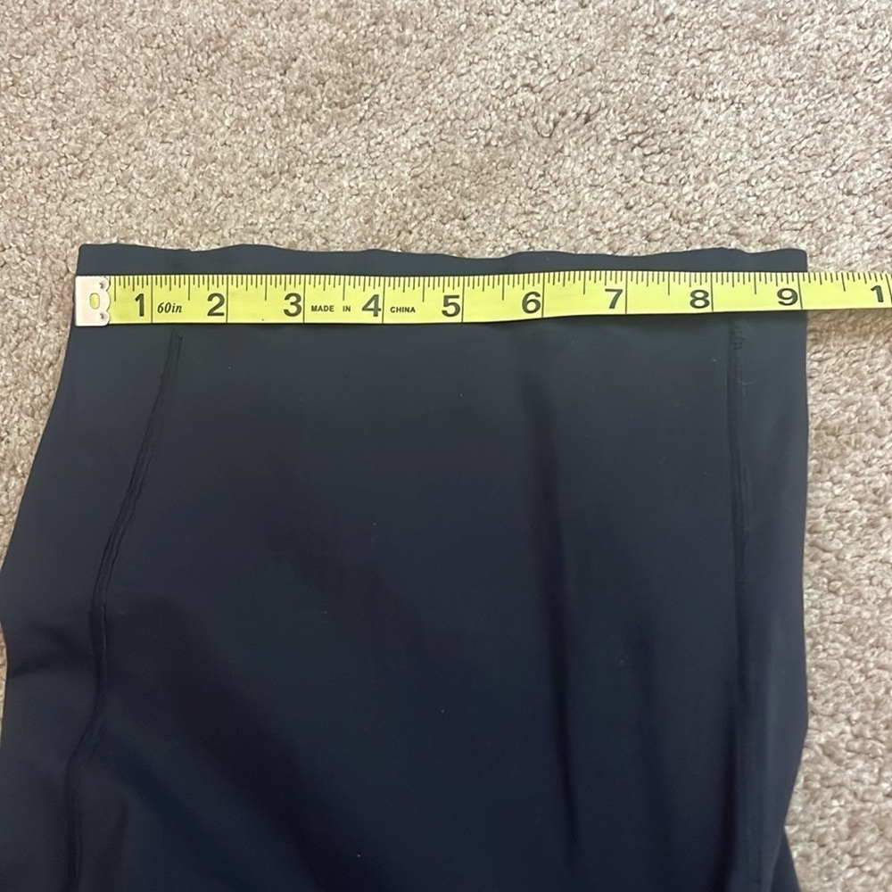 Athleta black shorts XXS - Picture 7 of 7